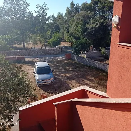 Family Nelly Appartement Vir