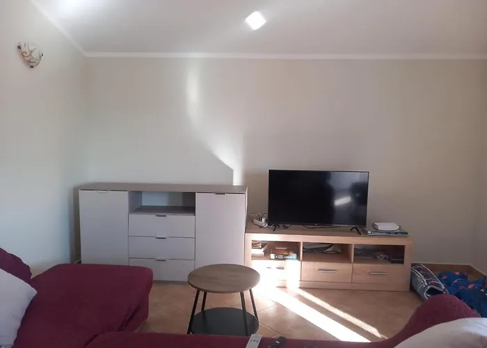 Family Nelly Apartment Vir